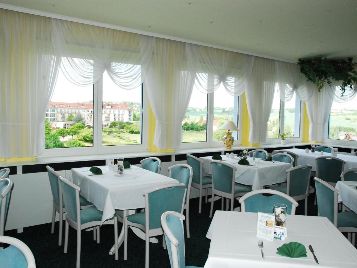 Waldhotel & Restaurant Bergschlosschen Hetzdorf Екстериор снимка