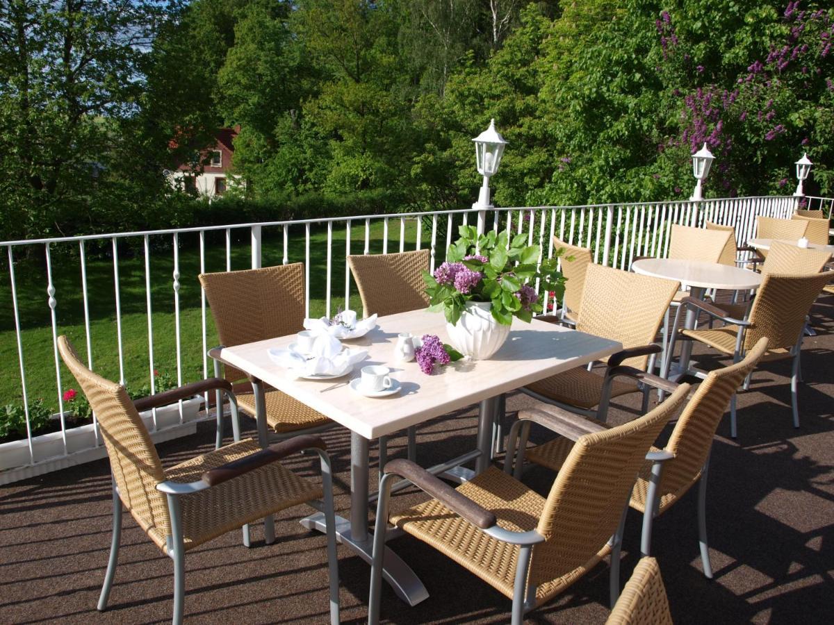Waldhotel & Restaurant Bergschlosschen Hetzdorf Екстериор снимка